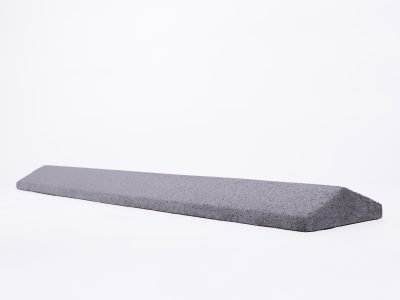 16-parapet-hostryy-siryy
