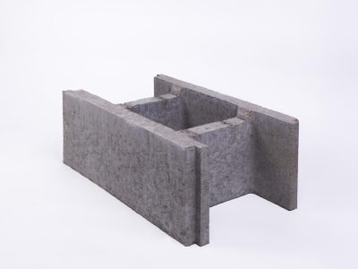 blok-neznimnoyi-opalubky-siryy